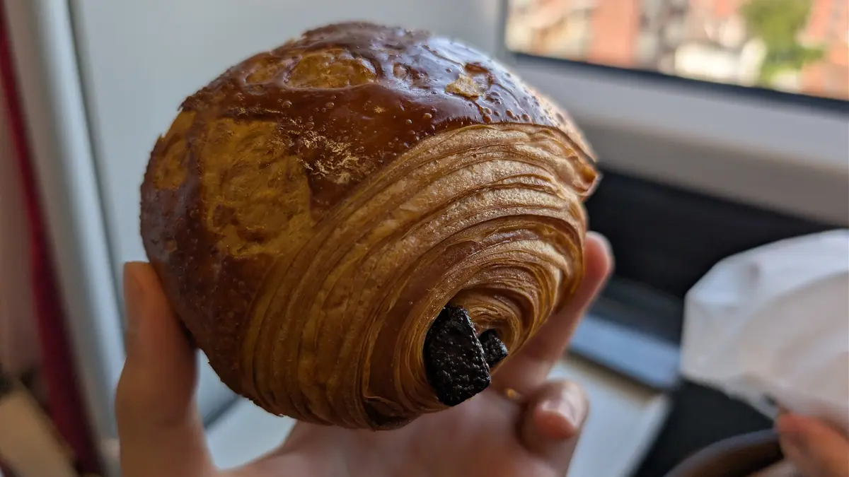 Aux Merveilleux de Fred – french bakery in Kensington, London